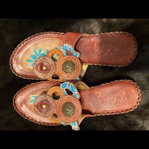 Brand New Elite Sandals SZ 8